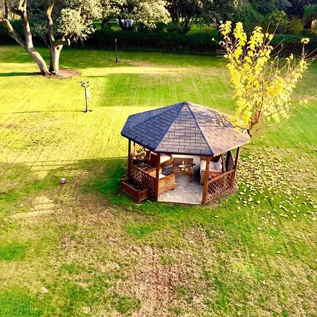 Bed & Breakfast Esplendido En Santo Domingo (Madrid)
